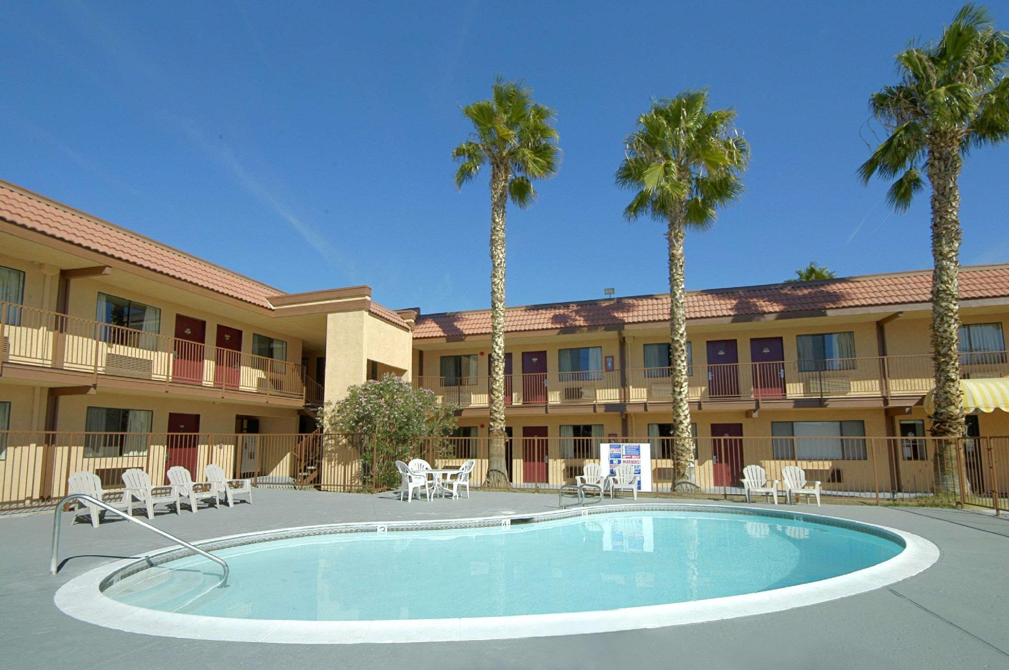 Days Inn By Wyndham Barstow Esterno foto