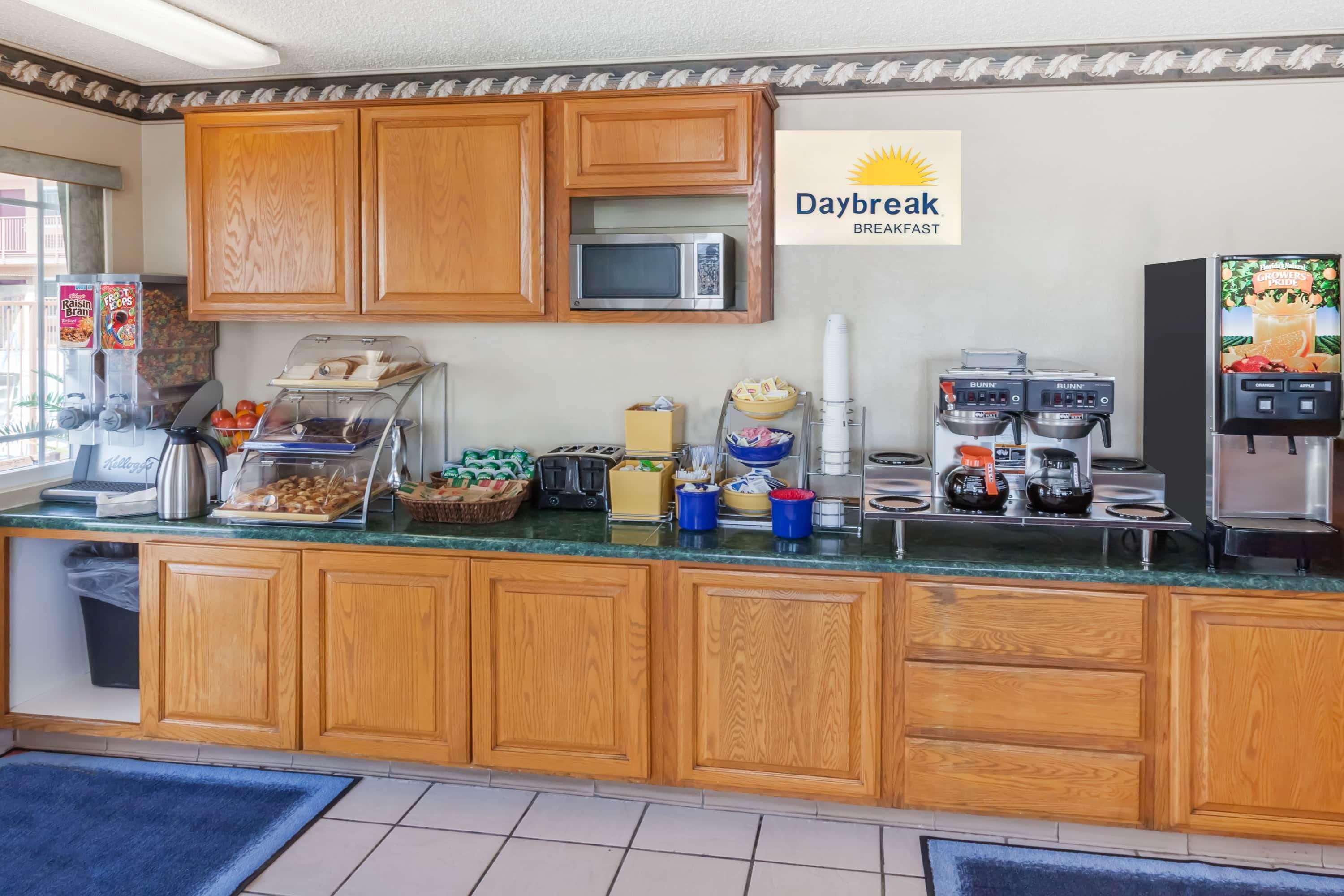 Days Inn By Wyndham Barstow Esterno foto
